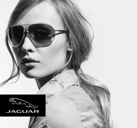 Jaguar Testimonial Frau mit Hemd